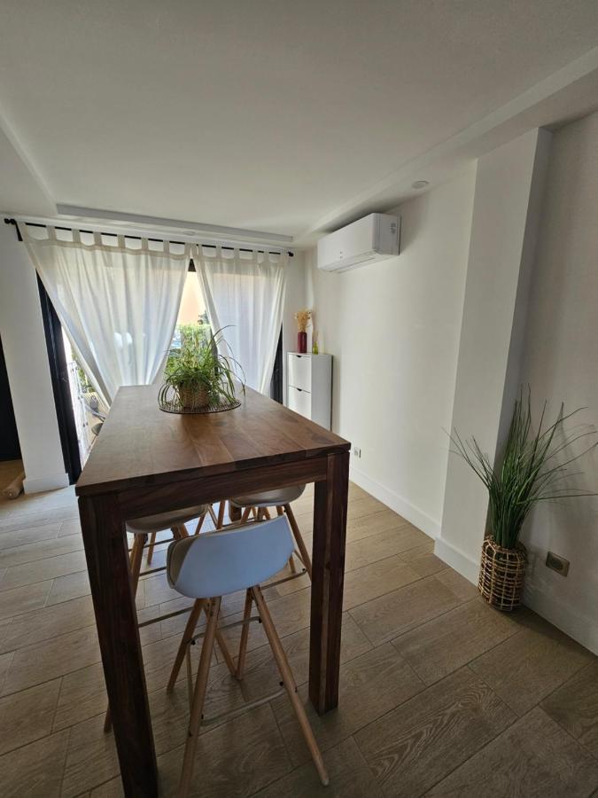 Ferienwohnung Tres Grand Deux Pieces Marines De Cogolin Exterior foto